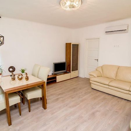 Choosy City Flat Budapest Exteriör bild