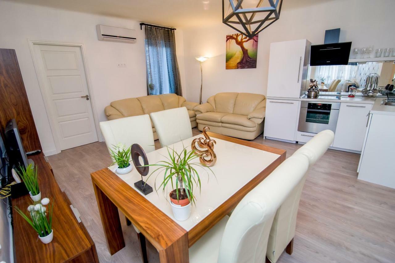 Choosy City Flat Budapest Exteriör bild